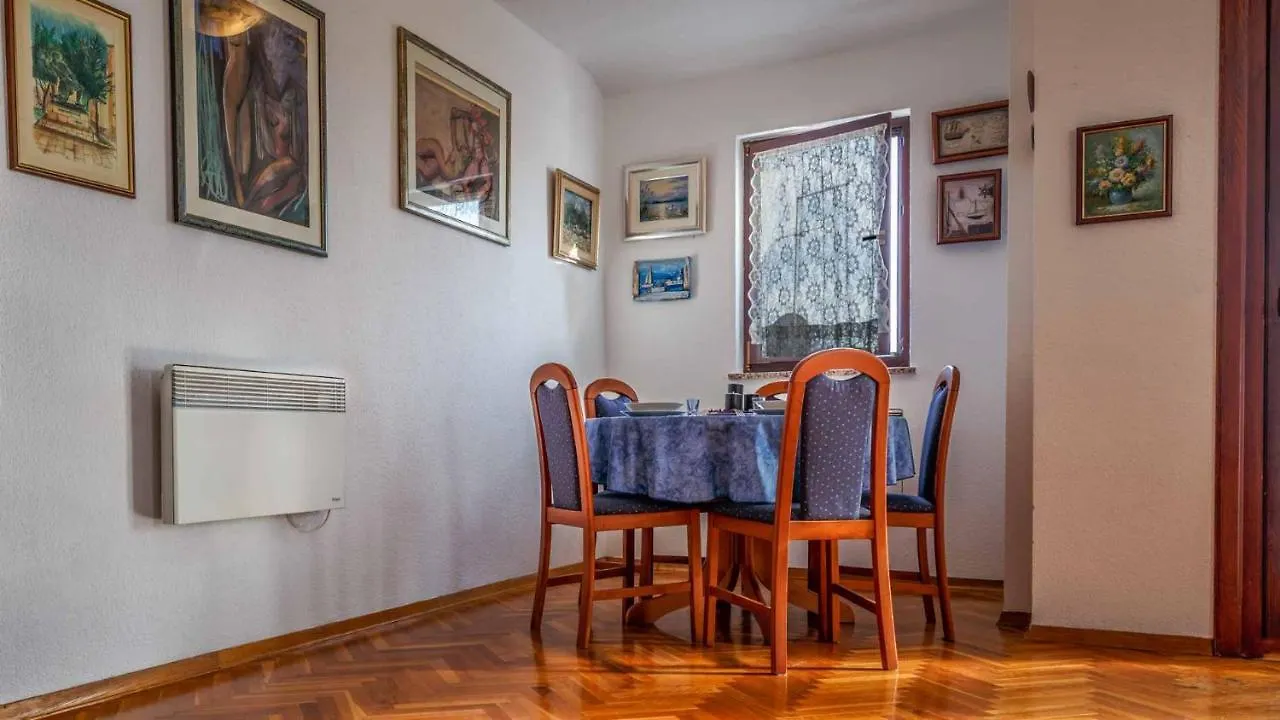 Apartman Mauro Malinska Διαμέρισμα